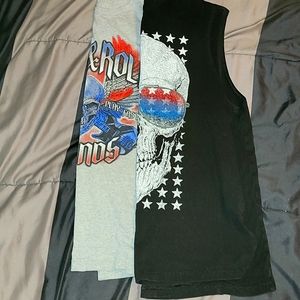 Lot of 2 mens size medium muscle tanks